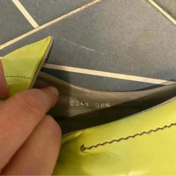 Vintage Prada loafers that look like bowling shoes - Picture 5 of 10